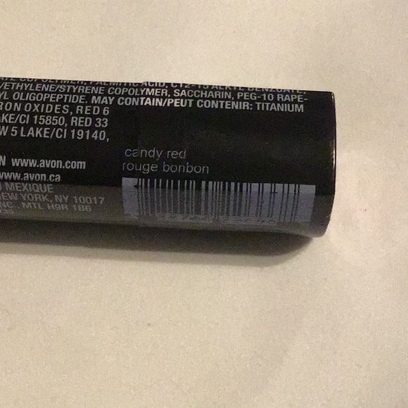 Avon True Color Nourishing Lipstick - Candy Red - Picture 2 of 3